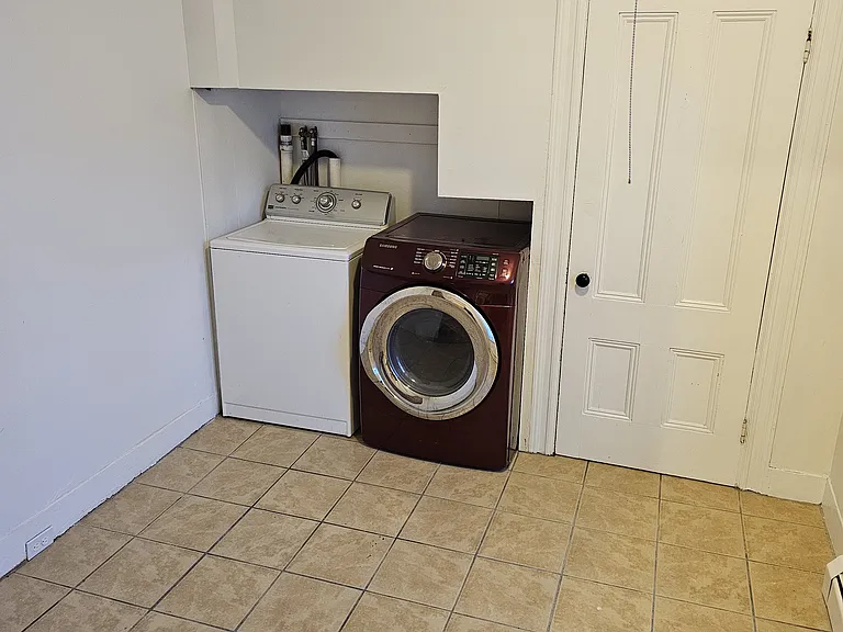 185 Forest St #1 — Photo 8