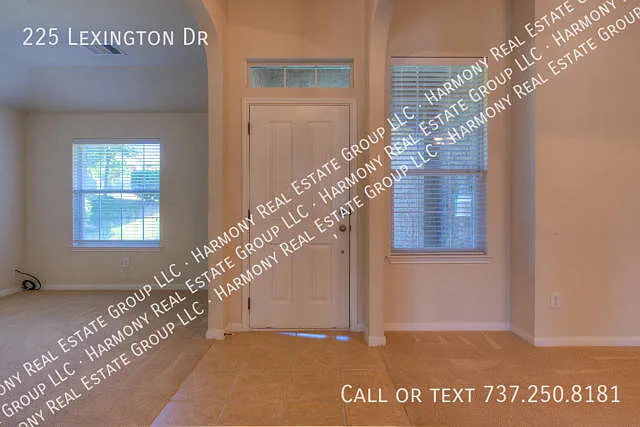 225 Lexington Dr — Photo 9