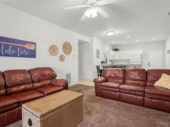 3rd image of 4935 Robins Cir #232