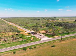 112 County Road 2644, Moore, TX 78057