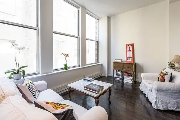 Sold by LG Fairmont Group | media 15