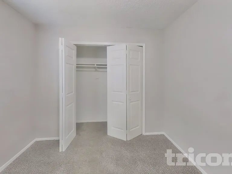 17719 Glenpatti Dr — Photo 10