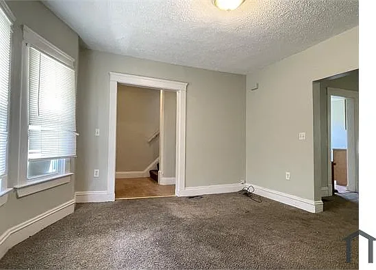10301 Dickens Ave — Photo 8