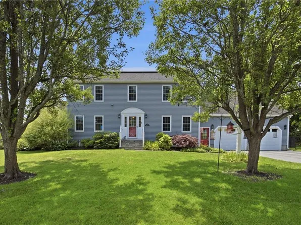 83 Fairhaven Rd, Cumberland, RI 02864