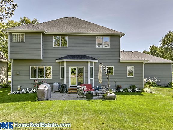 2nd image of 7910 Amelia Dr