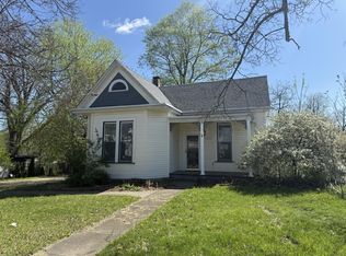 207 Roland Ave, Owenton, KY 40359