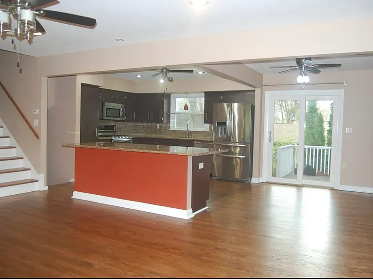 4575 Coral Dr — Photo 8