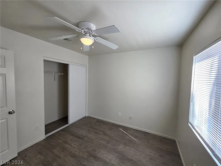 8829 Cornwall Glen Ave — Photo 43