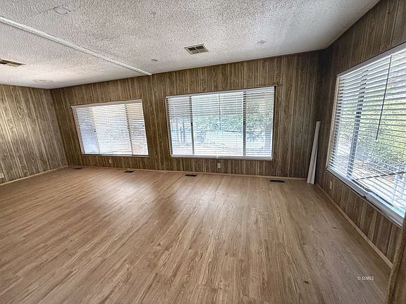 5th image of 127 Salaine Dr