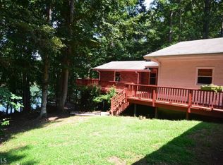 381 Riverbend Rd, Lavonia, GA 30553