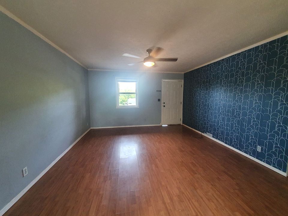 1st image of 145 Plattner Ave #1