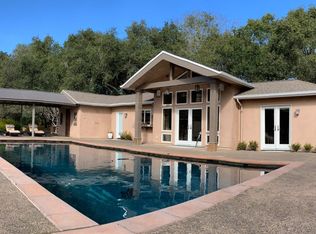 894 Chiquita Rd, Healdsburg, CA 95448