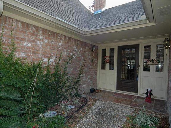 2nd image of 15806 Craighurst Dr