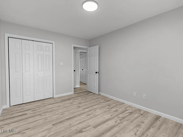 111 Silver Leaf Dr — Photo 18