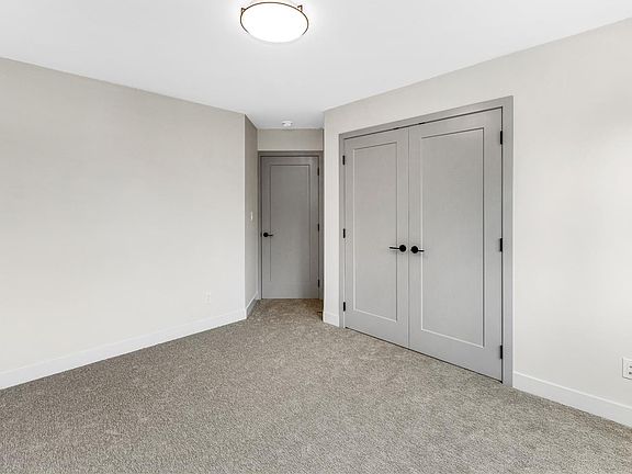3rd image of 3333 Henderson Rd #3