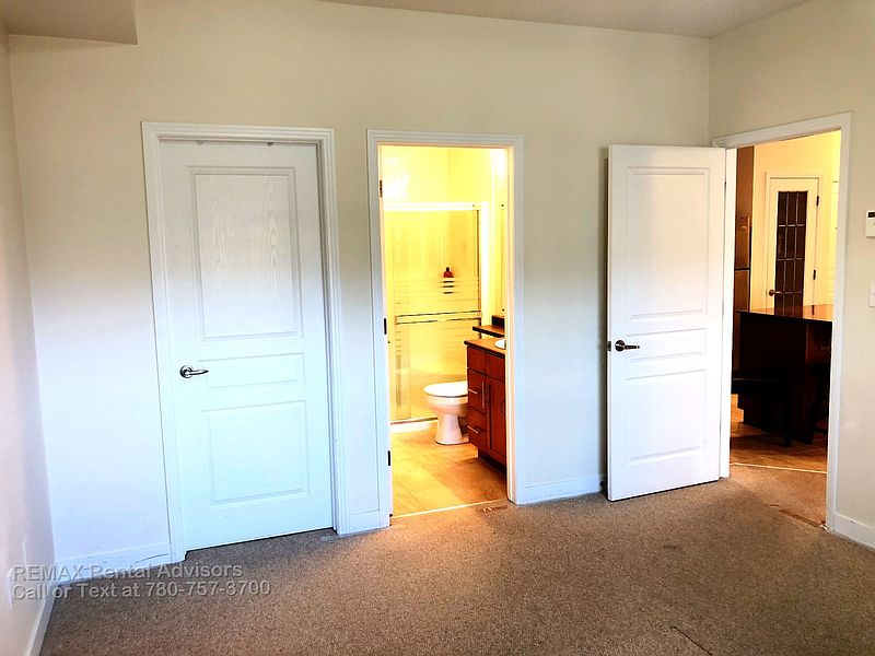 Edmonton Apartment for rent - 2 Bedrooms — photo 8