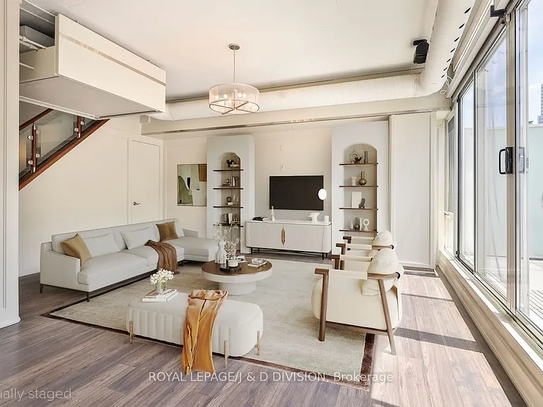 32 Stewart St #705 — Photo 17