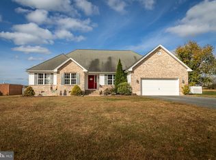 1446 E Sandy Acres Dr, Salisbury, MD 21804