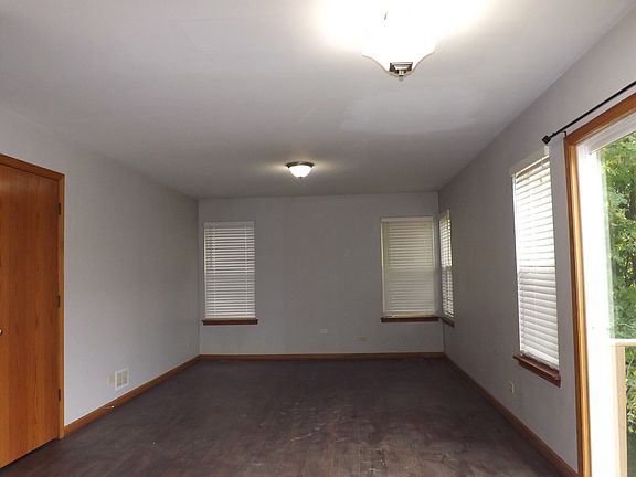5th image of 2372 N Sunrise Dr