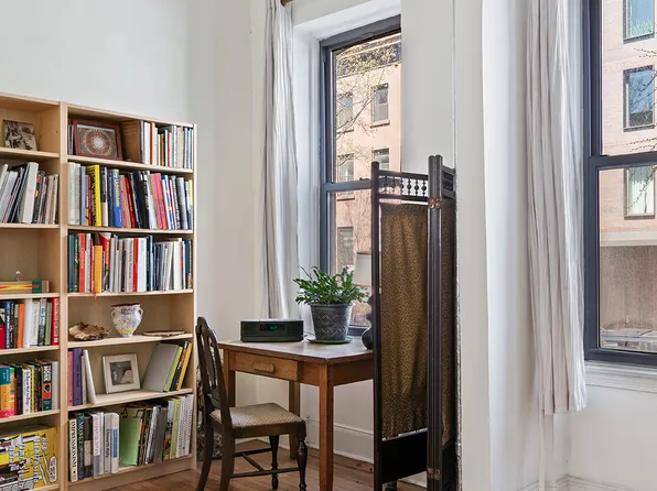 544 Pacific Street image 5 of 14