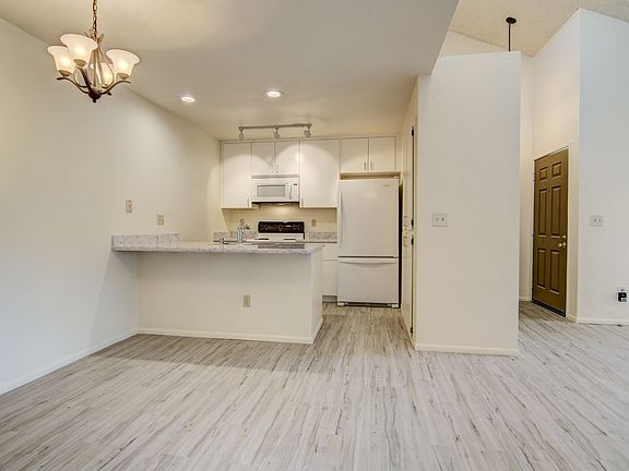 5th image of 3939 Madison Ave APT 223