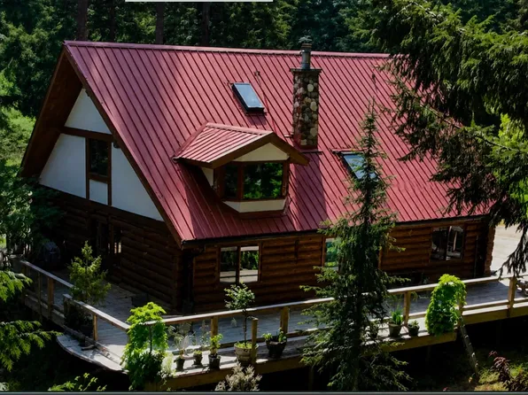 754 Burrill Rd, Southern Gulf Islands, BC V0N 1P0