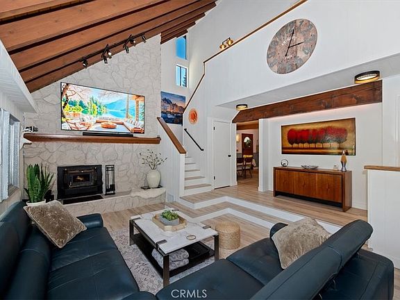 5th image of 26545 Forest Ln