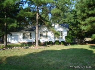 91 Oakwater Dr, Cameron, NC 28326