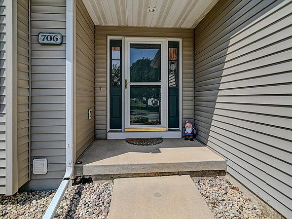 3rd image of 706 Malvern Hill Dr #706