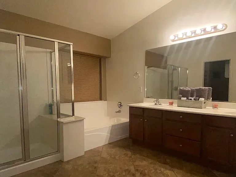 4521 W Magdalena Ln — Photo 9