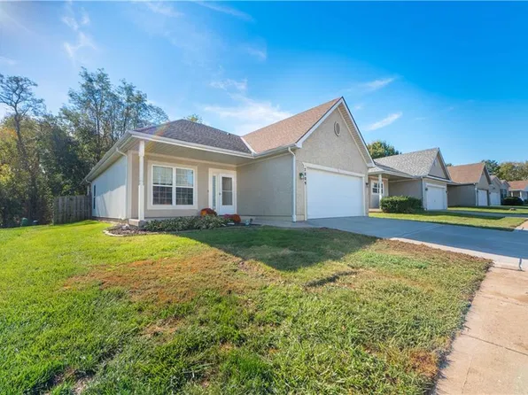 7809 NW 122nd St, Kansas City, MO 64163