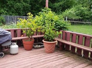 31 Carlin St, Norwalk, CT 06851