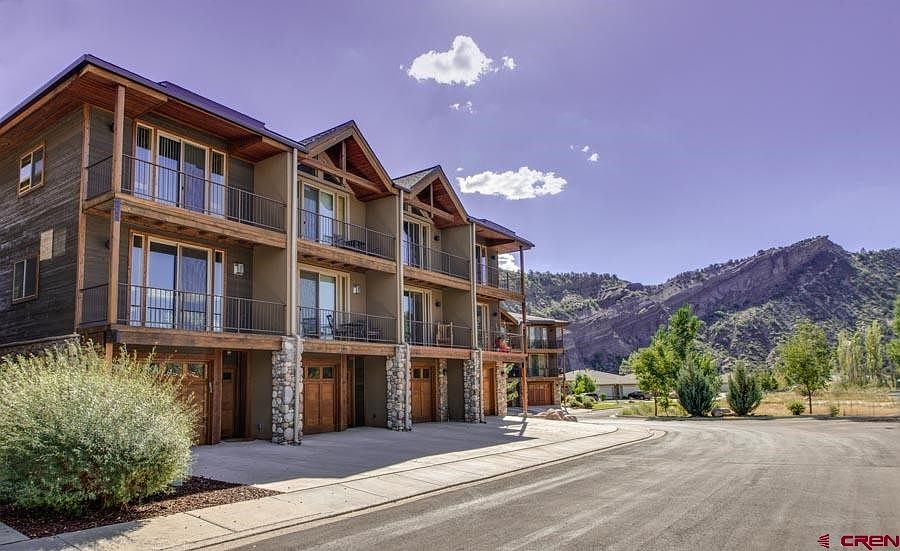 1st image of 1295 Escalante Dr Unit 27