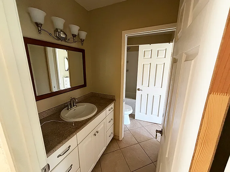 697 Ascot Dr #G — Photo 11