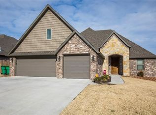 1440 Sweetbriar Way, Centerton, AR 72719