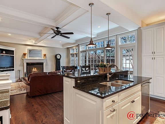 Kitchen/family room
