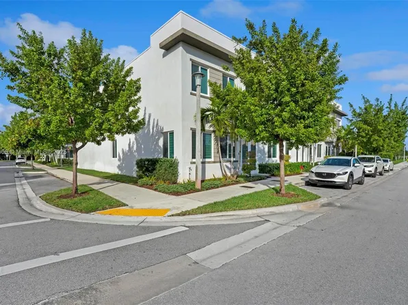 10259 NW 66th St, Doral, FL 33178