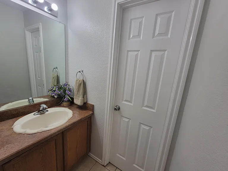 7409 Brent Way — Photo 6