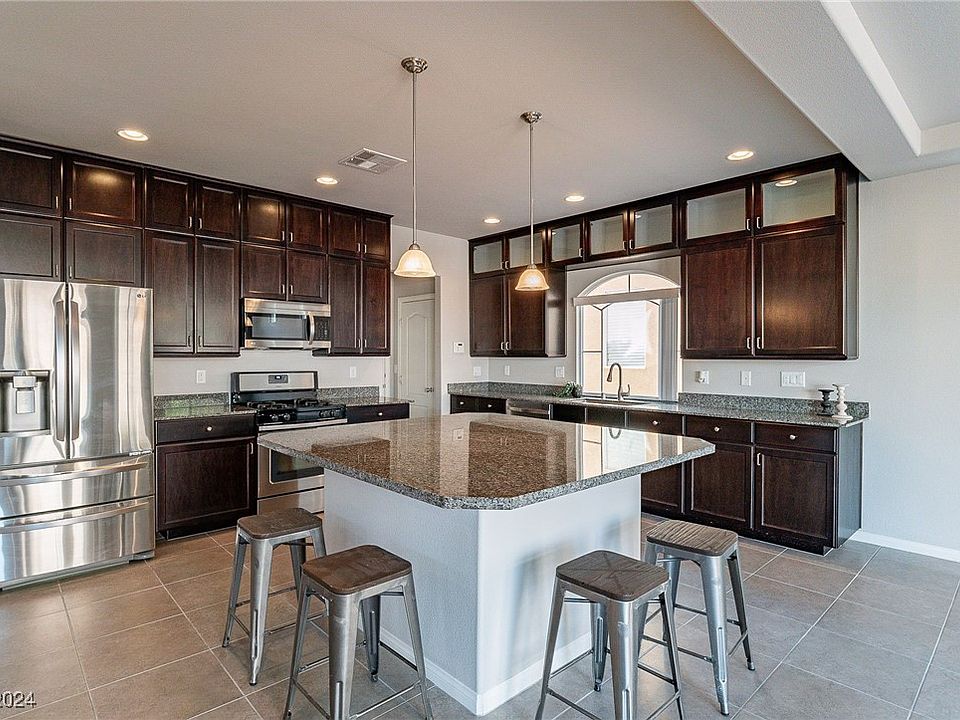 1st image of 6004 Crown Palms Ave