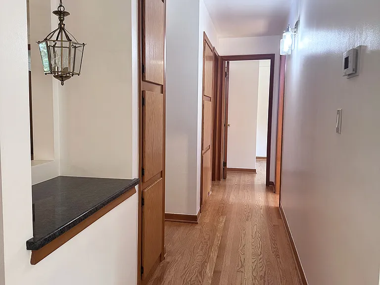 17 Avonwood Blvd — Photo 18