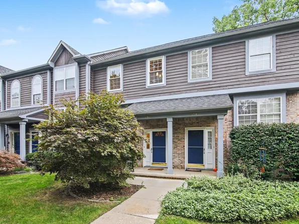 256 Lyn Anne Ct, Ann Arbor, MI 48103