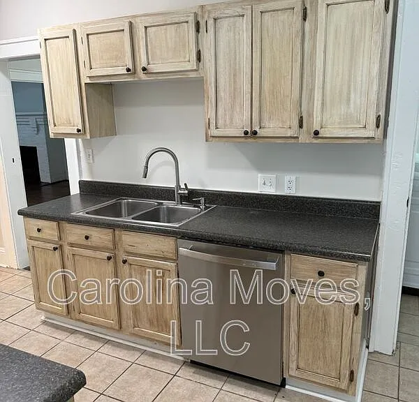 112 Lavinia Ave — Photo 6