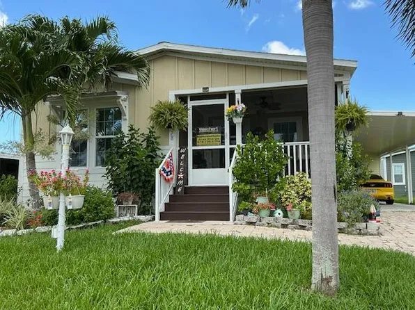 78 Lamplighter Dr, Melbourne, FL 32934