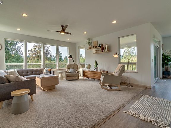 4th image of 38605 NE 84th Ct