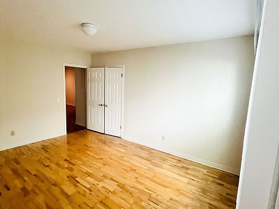 4th image of 826 E Harvard St APT B