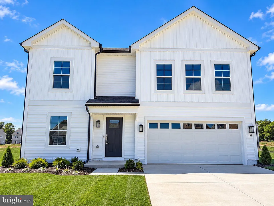 139 Fontana Cir