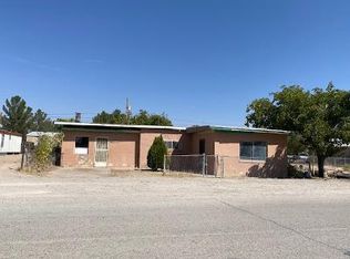 217 Fassett St, Fabens, TX 79838