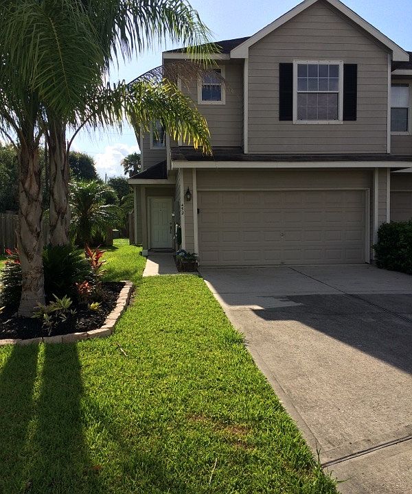 1st image of 452 Folk Crest Ln