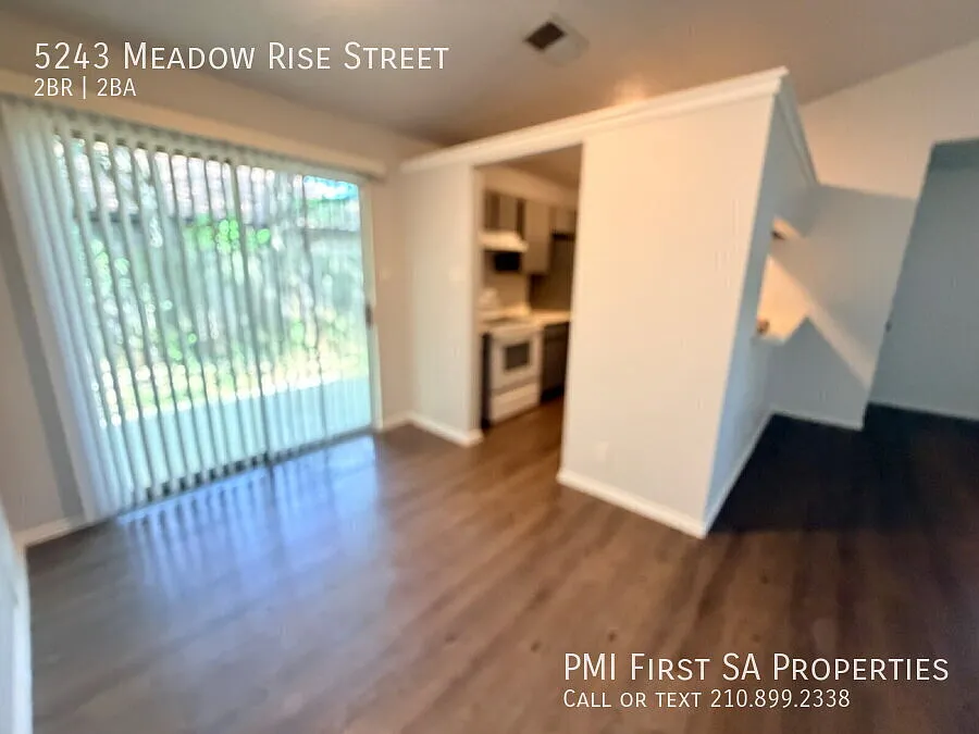 Duplex with great size of 2 bedrooms and 2 bathrooms ready for move in at Meadow Valley Subdivision — Photo 3