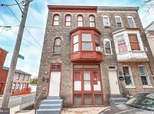 456 Princess 1/2 St, York, PA 17401